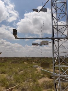 我司完成内蒙古西部3座梯度塔观测站的部署 我司完成内蒙古西部3座梯度塔观测站的部署